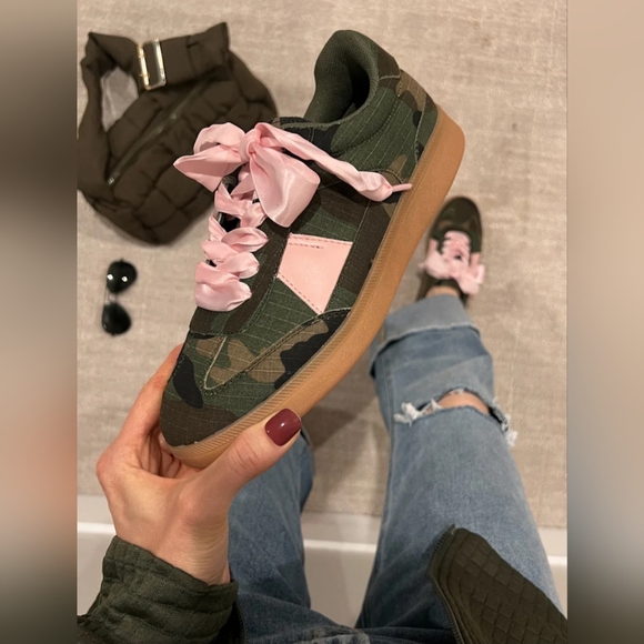 Camo Sneakers - Picture 2 of 3